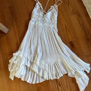 Elegant White Lace Dress